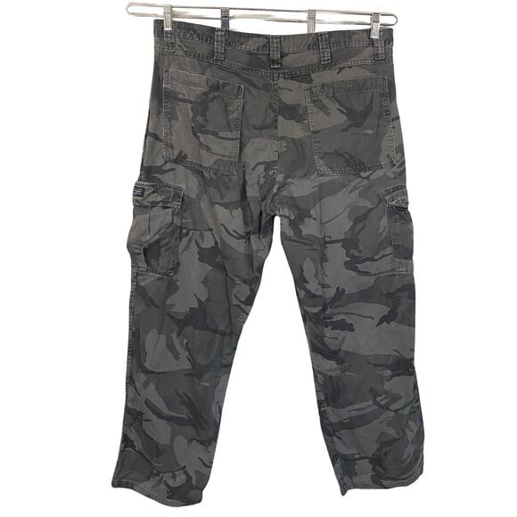 Wrangler Camo Cargo Pant Relaxed Fit Side Pockets Utility Outdoor Pant Sz 38 - Picture 10 of 10